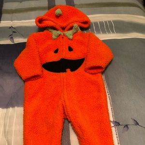 Super Cute & warm pumpkin outfit